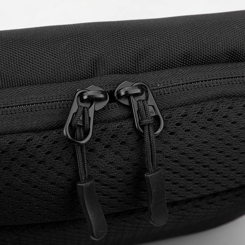 custom-reflective-messenger-bag product image 1