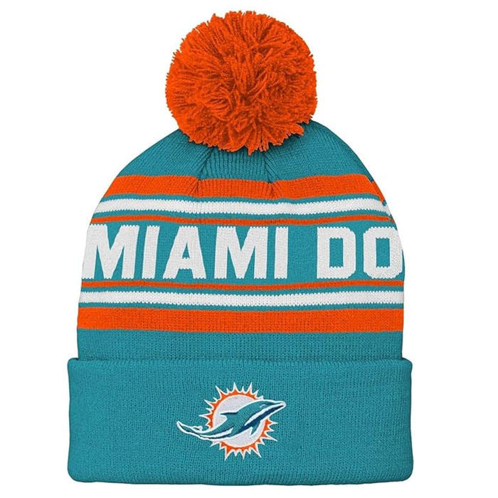 custom-pom-pom-beanie product image 1