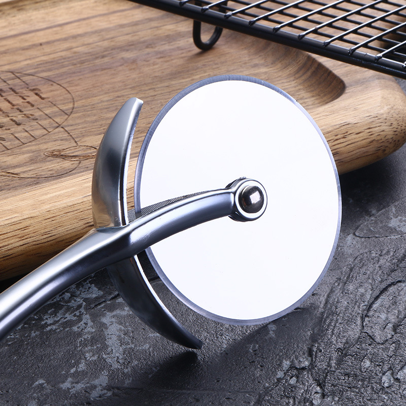 custom-pizza-cutter product image 4