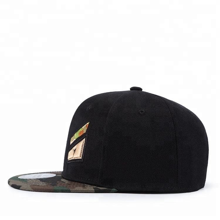 custom-snapback-cap product image 3