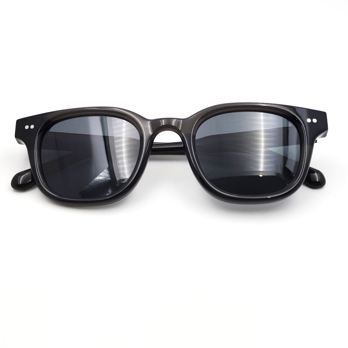 custom-wayfarer-sunglasses product image 5