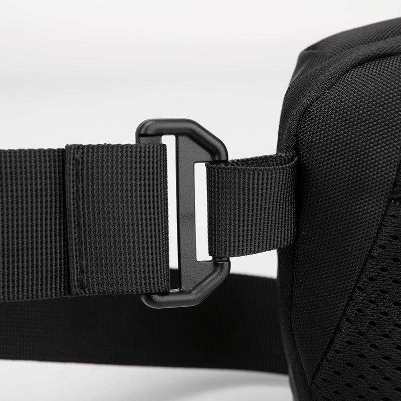 custom-reflective-messenger-bag product image 5