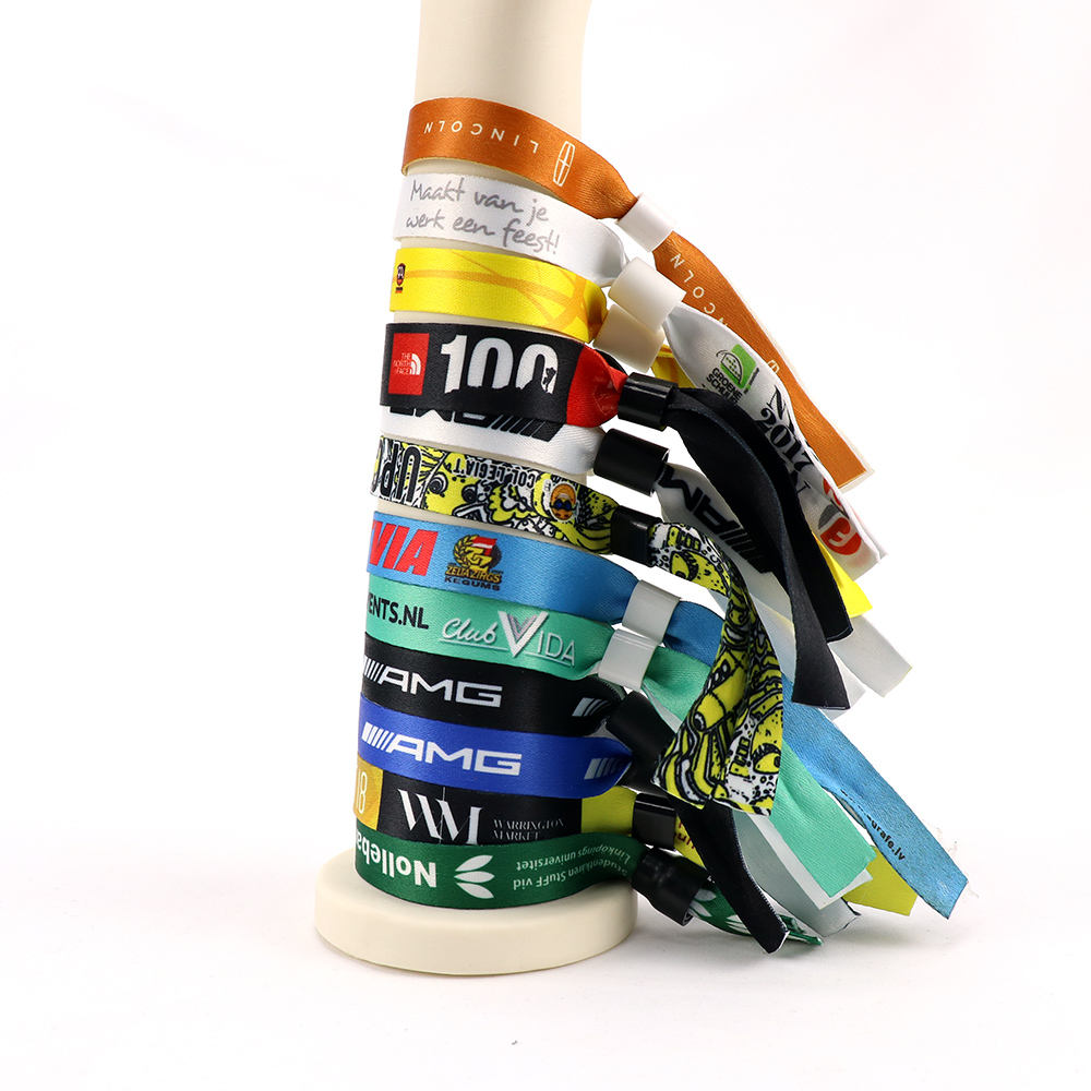 custom-wristband product image 4