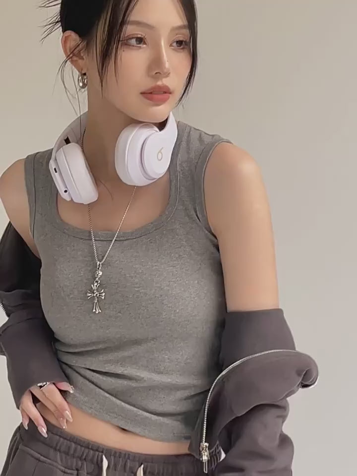 custom-womens-cami product video