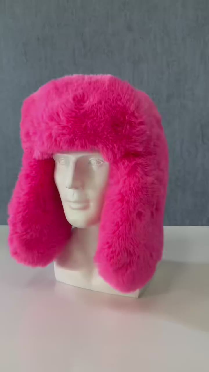 custom-winter-trapper-hat product video