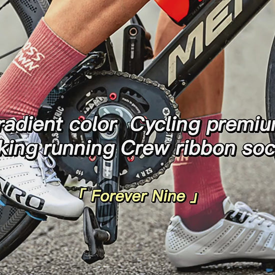 custom-cycling-socks product video