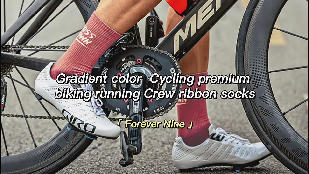 custom-cycling-socks product video